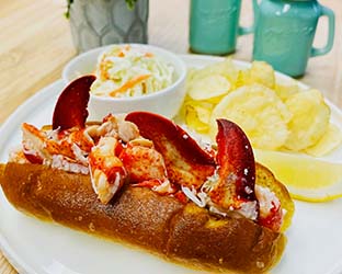 royal lobster roll